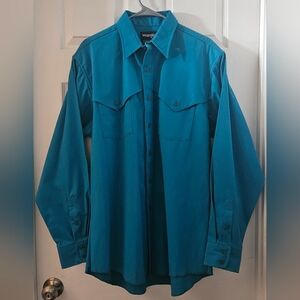 NWOT Wrangler Preformance Shirt